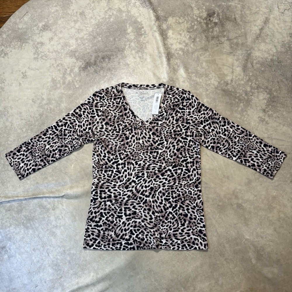 Chicos Shirt Womens Size 1 Medium Mountain Lynx Print Basic Knit Texas Taupe